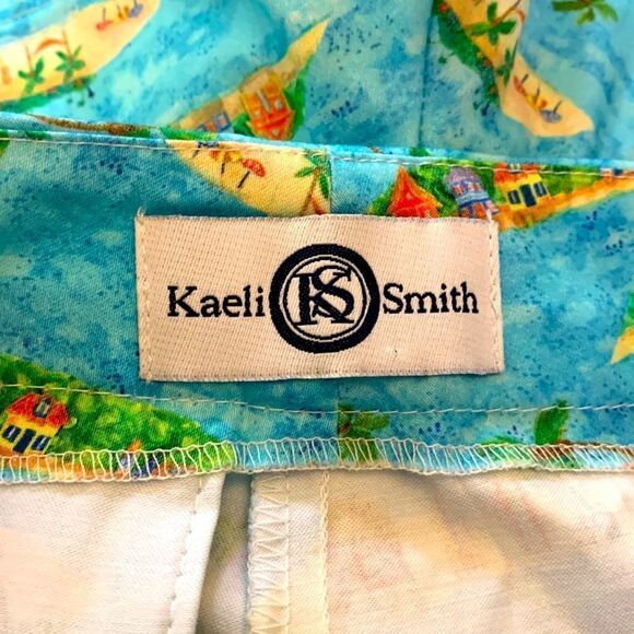Kaeli Smith beach pattern shorts Size 2 - Picture 8 of 8